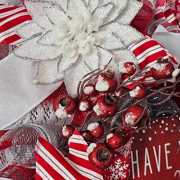 🎅 "Have Yourself a Merry Little Christmas" Wreath 🎄 - Picture 4 of 7